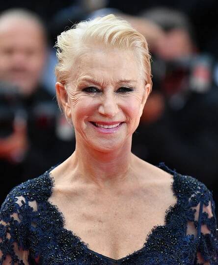 Aj ta krajta. Hellen Mirren (70) upadla na schodech v Cannes