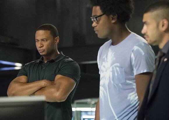 Arrow - Nejbližší příbuzný - Z filmu - David Ramsey, Echo Kellum