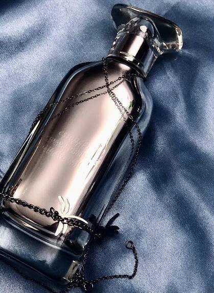 Essence Eau de Musc Narciso Rodriguez pro ženy