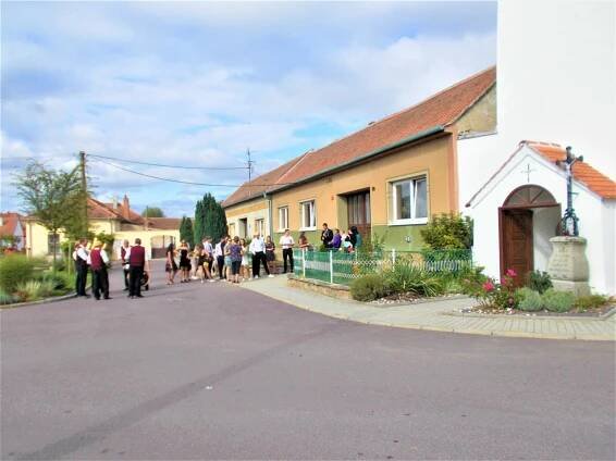 Posvícení - zavádění po vsi 20.8.2022 - Oficiální stránky obce Žerůtky