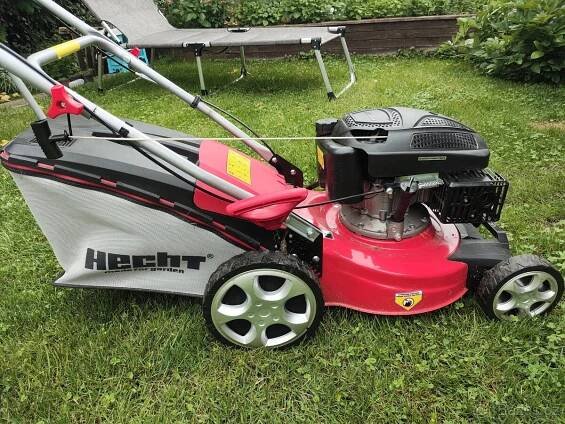 Benzínová sekačka s pojezdem HECHT 543 sx