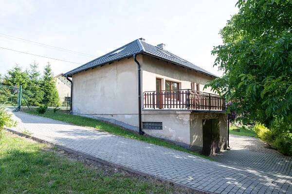 RODINNÝ DŮM V DOUBRAVĚ - Renáta Lokosová | realitní poradce Havířov 