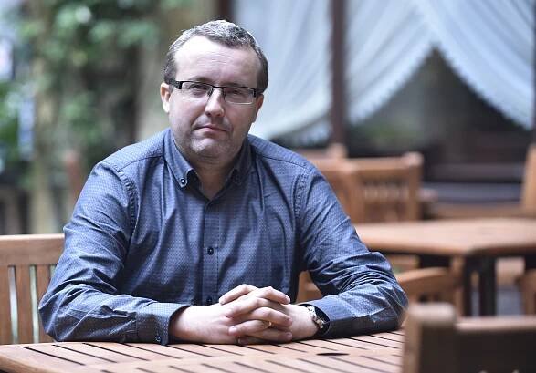 ‚Nepopírám, stalo se.‘ Exsoudce Kafka stíhaný za dvanáctimilionový podvod žádá dohodu o vině