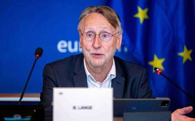 Brussels might scrap digital laws to appease US, warns top EU lawmaker