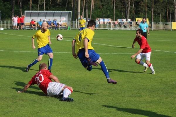 Další, prosím! Suverénní Neratovice smázly i Ostrou