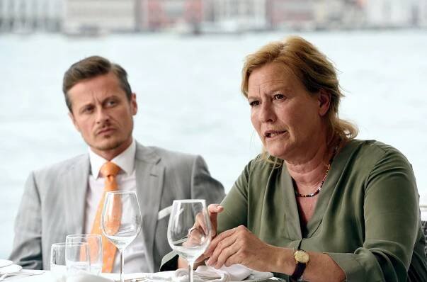 Donna Leonová - Stille Wasser - Z filmu - Roman Knižka, Suzanne von Borsody