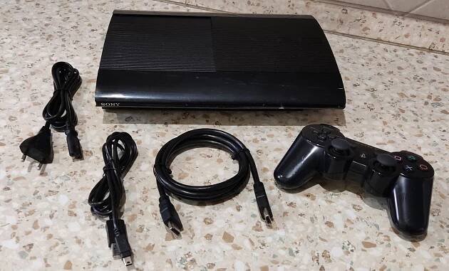 Herní sestava SONY Playstation 3 (PS3) SuperSlim / 500GB - verze 4204C - Počítače a hry