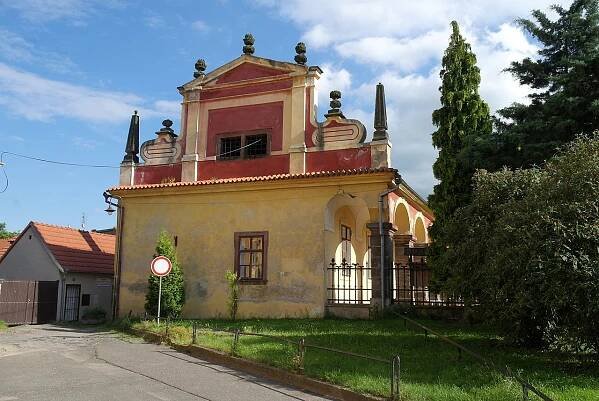 Soubor:Zámek Libochovice, náměstí 5. května 89, Libochovice, okr. Litoměřice, Ústecký kraj 04.jpg – Wikipedie