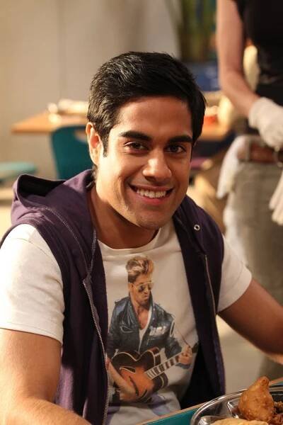 Outsourced, Sacha Dhawan, 'Jolly Vindaloo Day', Season 1, Ep. #4, 10/14/2010, ©NBC