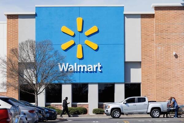Walmart lays off hundreds of workers at e-commerce facilities