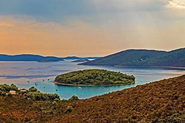 Molat