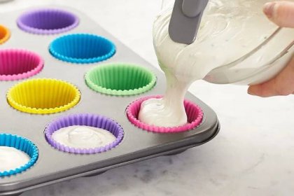 Over 60,000 Amazon Shoppers Gave These Versatile Silicone Baking Liners a Five-Star Rating, and They're Only 50 Cents Apiece