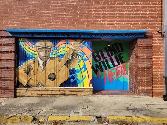 Blind Willie McTell mural located in downtown Thomson. 
