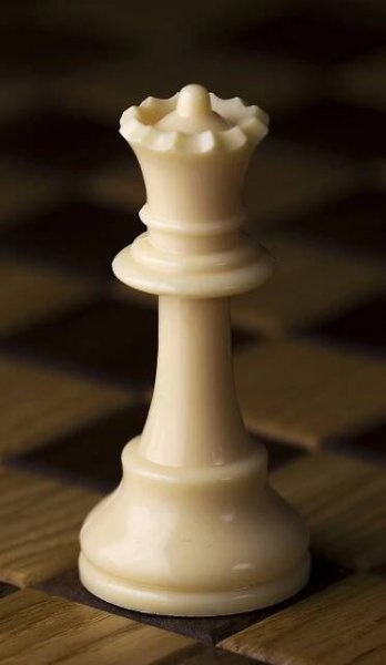 Queen (chess)