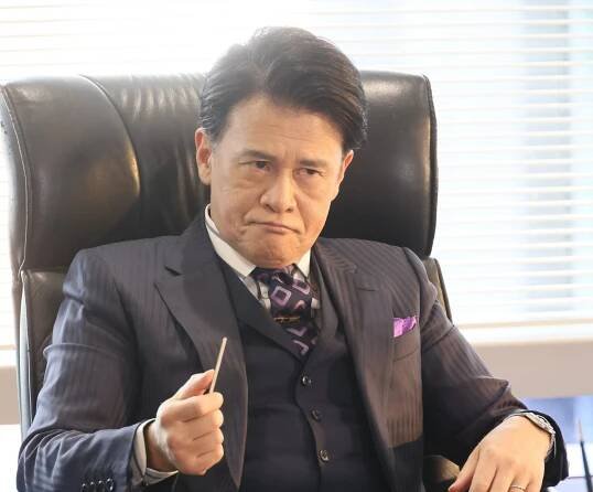 Džun Hašimoto - Salaryman Kintaró: Akacuki hen - Z filmu