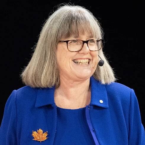 Donna Stricklandová – Wikipedie