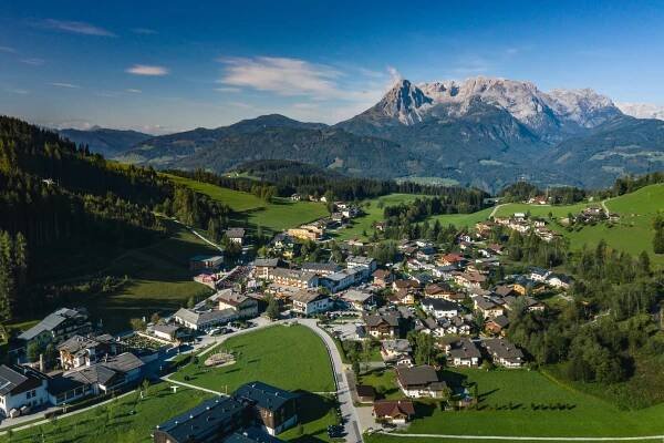 Sanfter Ökotourismus in den Alpen in Bildern