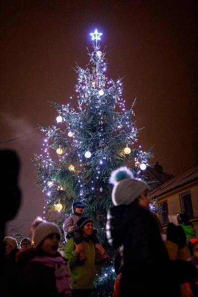 Rozsvěcování vánočního stromu 2.12.2018 - Brno-Komín