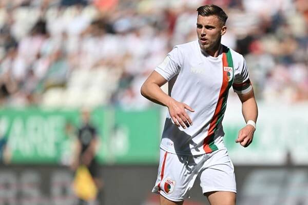 New Arrival with the Red Stripe: Ermedin Demirović
