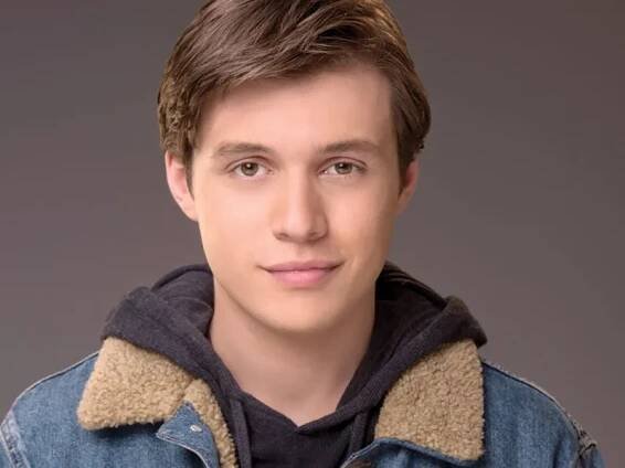 Is Nick Robinson Gay? On Playing A Gay Teen Role