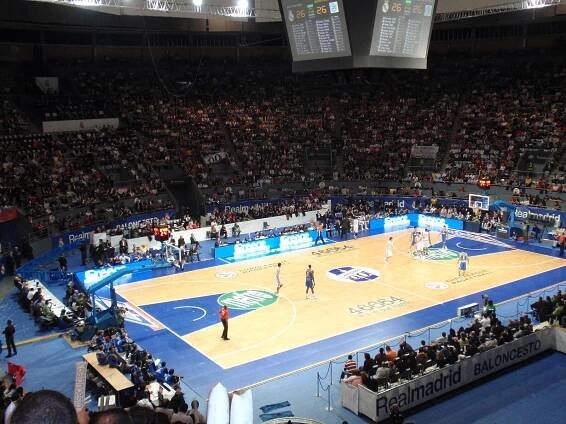Soubor:Real Madrid - Maccabi Tel Aviv (2008-2009) 2.JPG