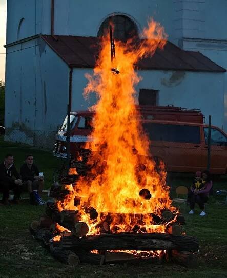 Čarodky 30.4.2016 - Městys Troskotovice