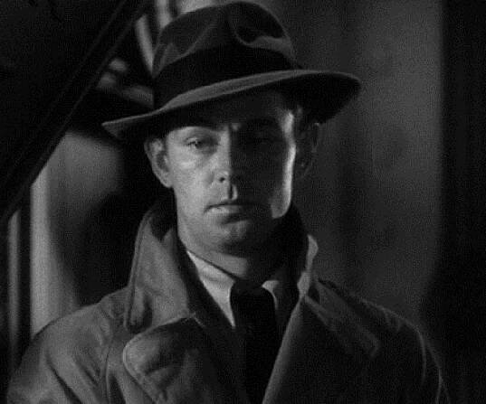 Alan Ladd Biography - Facts, Childhood, Family Life & Achievements