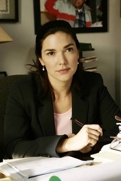 Policejní odznak - Tapa Boca - Z filmu - Laura Harring