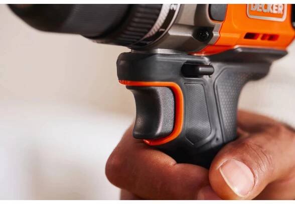 Black+Decker Aku šroubovák BCD382D1XC-QW, 18 V
