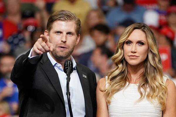 Eric Trump (L) and Lara Trump (R)