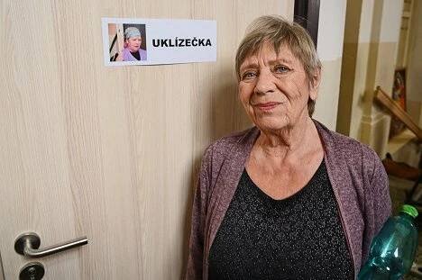 Oblíbená hvězda seriálu Ulice: Jaroslava Obermaierová se, i v téměř 80 letech, musí otáčet. Údajně živí svého syna