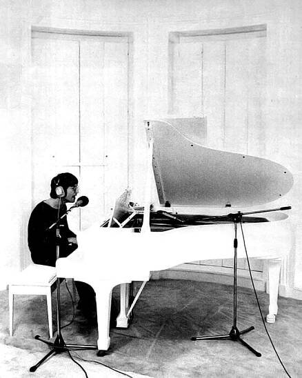 Soubor:John Lennon Imagine 1971.jpg