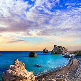 nejlepší pláže kypru - petra tou romiou, známá jako rodiště afrodity - kypr - stock snímky, obrázky a fotky
