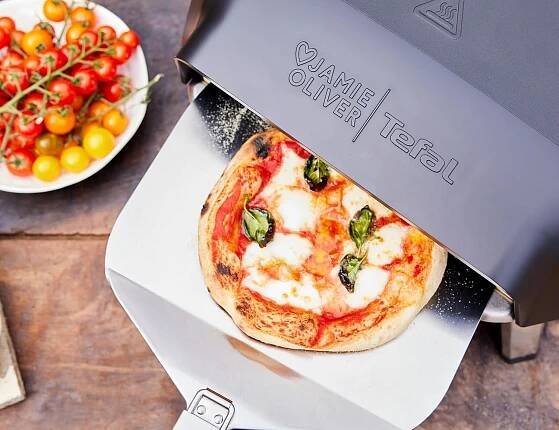 Ivo GRANDIČ - Domácí potřeby - Tefal - Jamie Oliver by Tefal Pizza Pronto plynová pizza pec s otočným kamenem