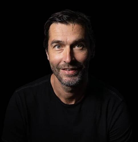 Radek Dvořák : Humility | Stories | Bez frází
