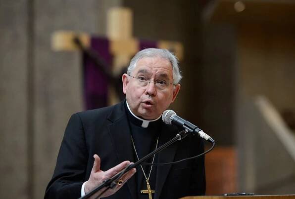 Gomez forces parishes to take SBA’s payroll protection money!
