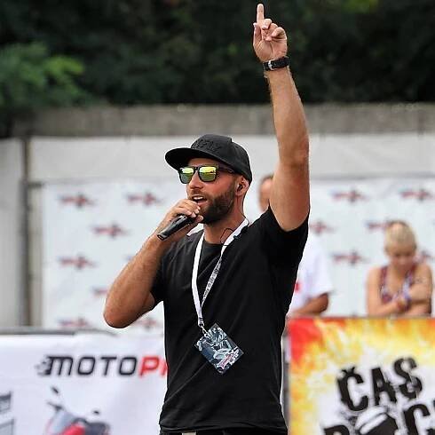 Adam Peschel – ZABIL.CZ