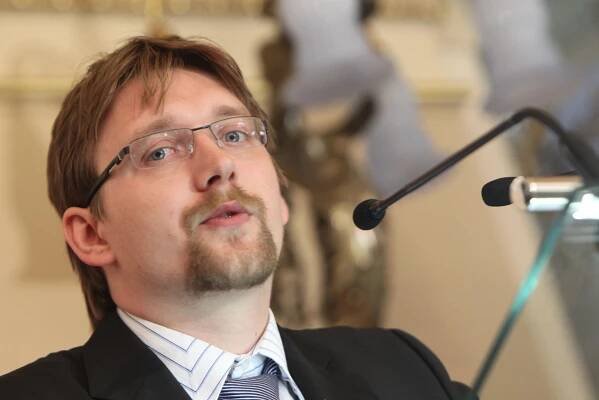 Dobeš je kvůli registru vozidel připravený i odstoupit
