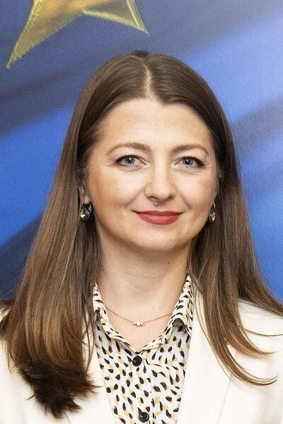 Soubor:Veronica Mihailov-Moraru - 2023 (cropped).jpg – Wikipedie