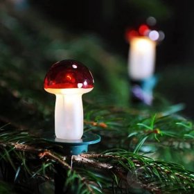 Vánoční osvětlení 7,7m MUCHOMŮRKA červená stálesvítící 12ks žárovek 20V/0,1A, Exihand 162119