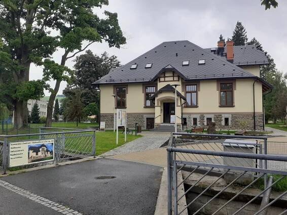 Historická Dohnálkova vila v Háji ve Slezsku se proměnila v komunitní centrum
