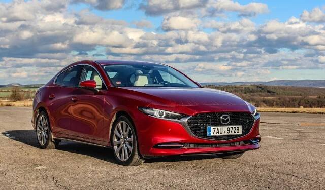 Test Mazda3 sedan Skyactiv-X | Autojournal.cz