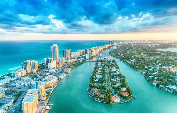 Chceš do tepla? Tak šupem z Prahy do Miami od 8 690 Kč! - Pelipecky