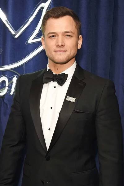 Taron Egerton Can Sing! Watch Actor Sing an Elton John Song Ahead of Playing Him in Rocketman