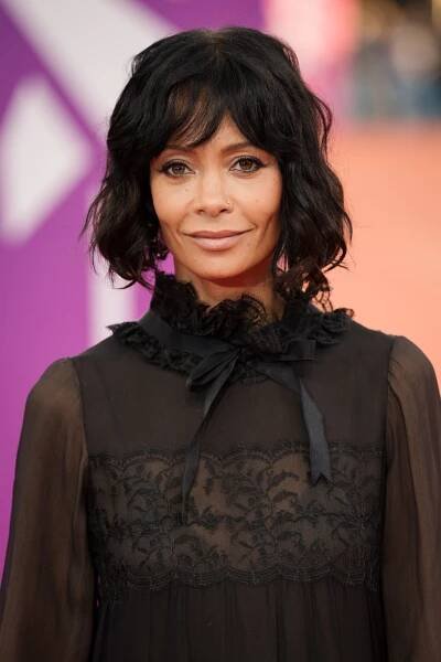 Loose Curls haircuts for thin hair