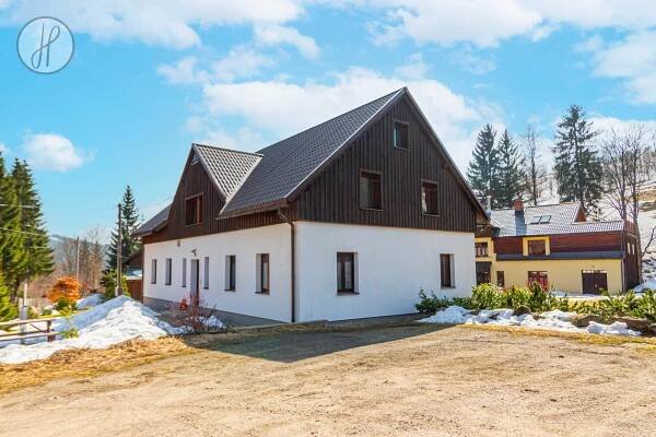 Pronájem bytu 1+kk, 27 m2, Bedřichov 338