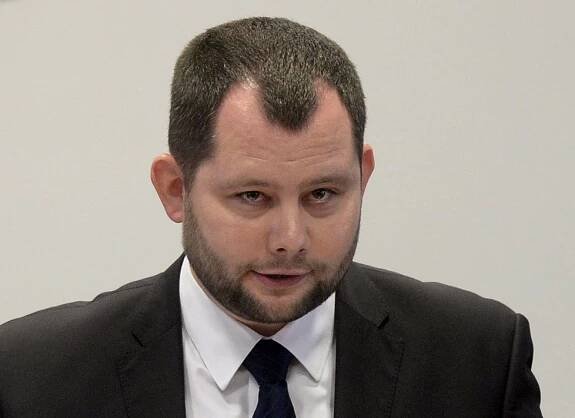 TOP 09 vyhodila středočeské rebely. Za paktování s Jermanovou