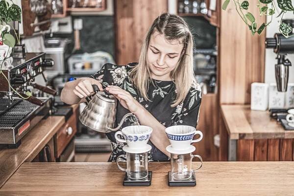 Jizba Luhačovice - Cupping - degustace káv : Kafe-blog