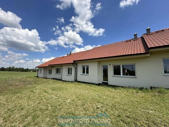 Prodej posledních 5ti domů 3+kk, se zahradou, a parkovacími místy, Kasárna u Znojma | Reality.iDNES.cz 