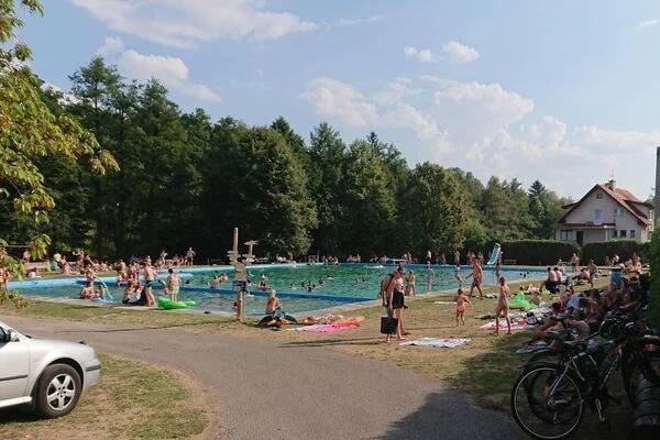 Koupaliště Kruh foto 1